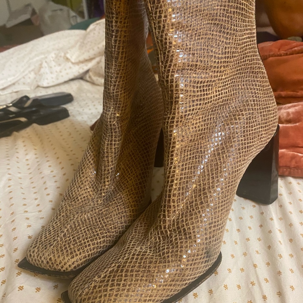 Designer Vintage Snake skin heels boots